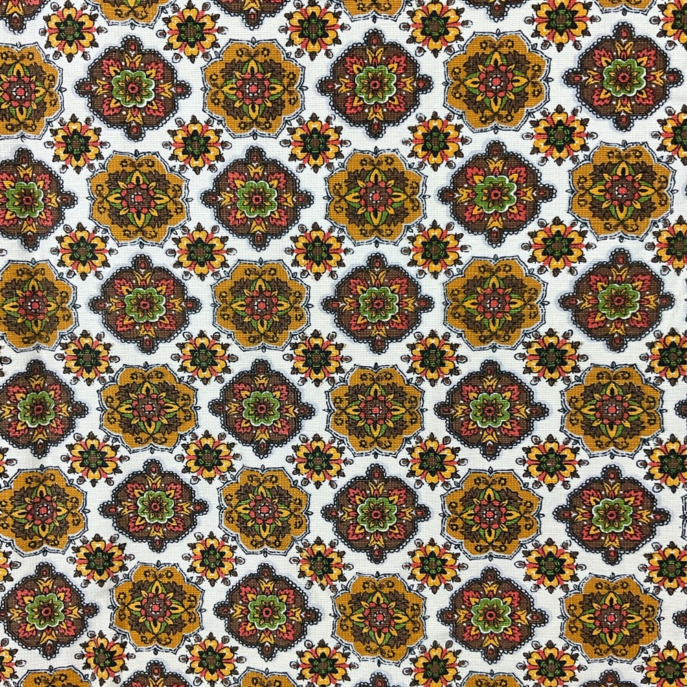 Vintage 70s funky floral medallion cotton fabric - 2 panels